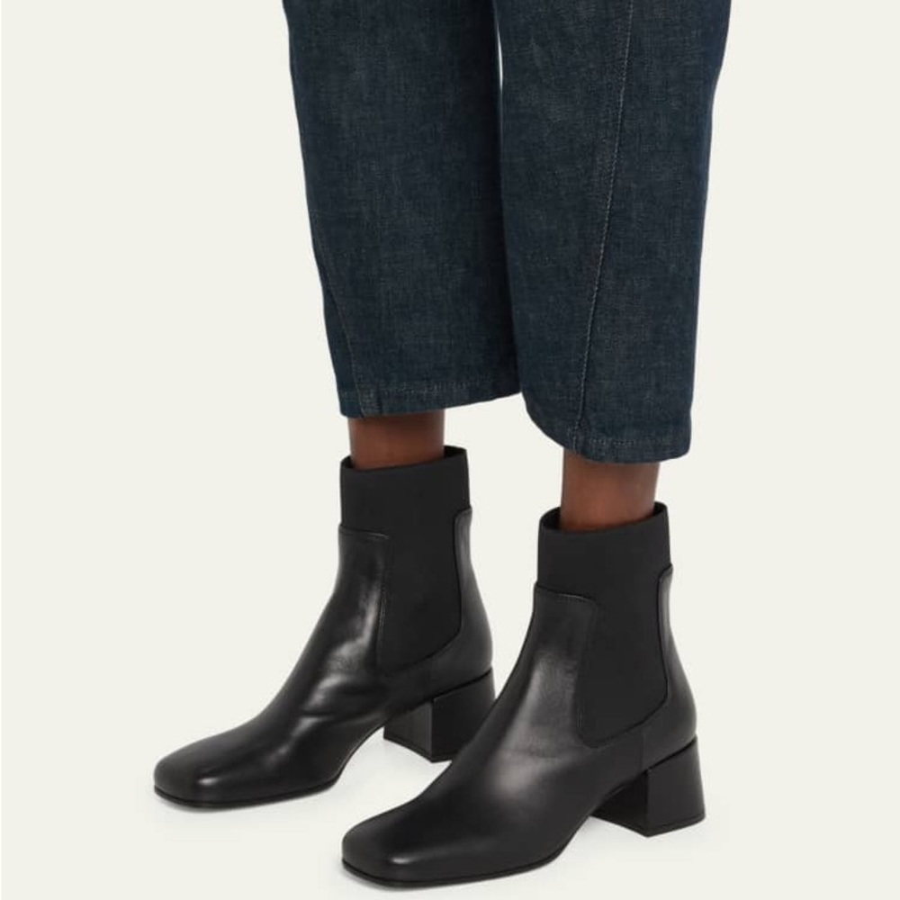 Gianvito Rossi Chelsea Booties